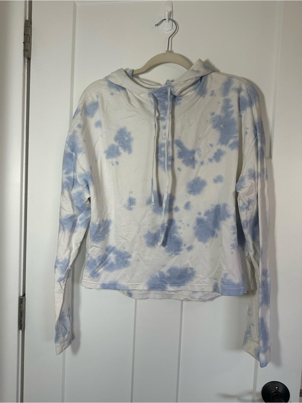 Zella White and Light Blue Tie-Dye Hoodie